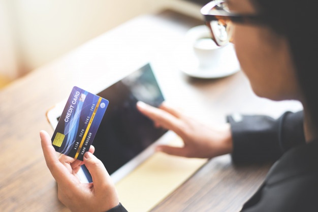 Cos’è un codice CVV? Ecco come acquistare online senza paura